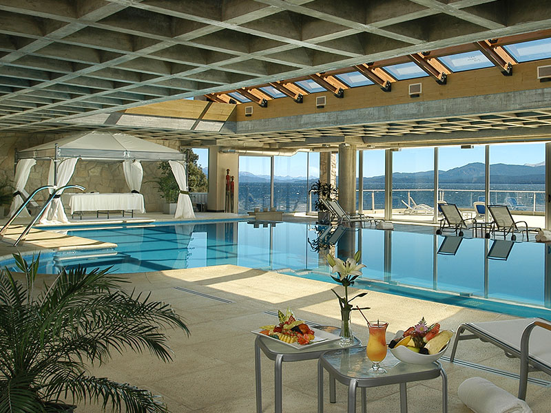 Spa con vista al lago